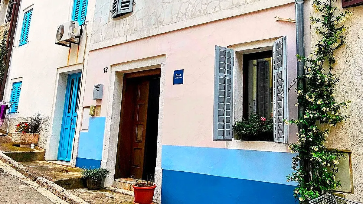 Fassade von Apartments Ivaniš in der Gradska vrata 12